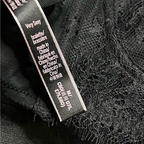 Victoria’s Secret Very Sexy Black Lace Halter Bralette - Picture 11 of 11